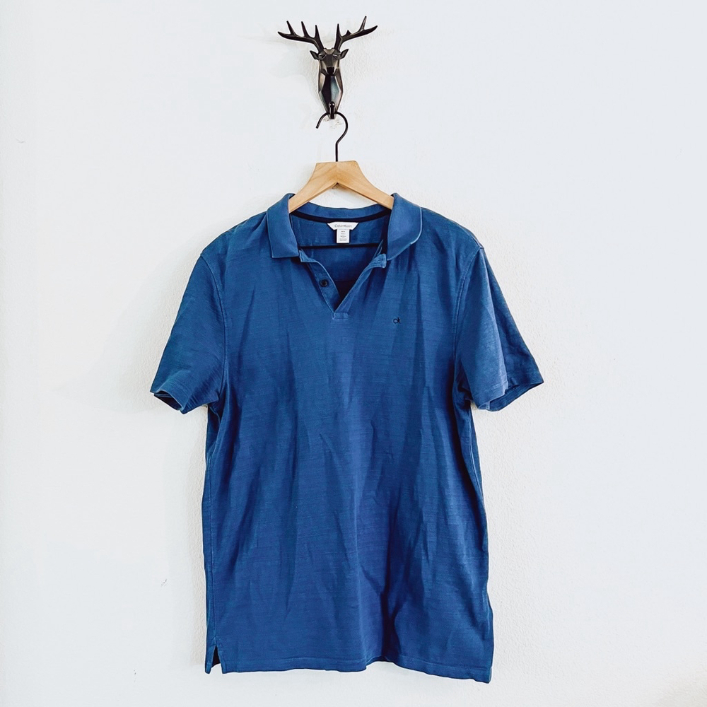 Calvin Klein Men's Blue Polo Shirt Size Medium